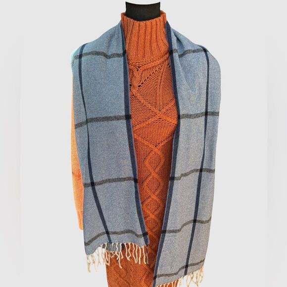 Colombo 100% Cashmere Scarf Blue Gray Windowpane Italy Fringe 72x25”) - Picture 9 of 11